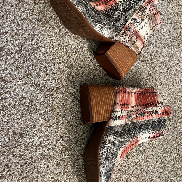 Kork-Ease Red and Black Ankle Booties with Snakeskin Texture - Picture 10 of 15